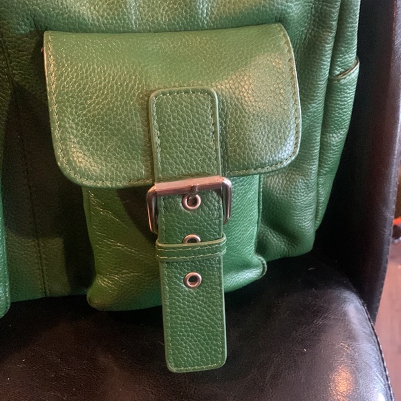 Girls Day Out Kelly green camera bag - Picture 3 of 11